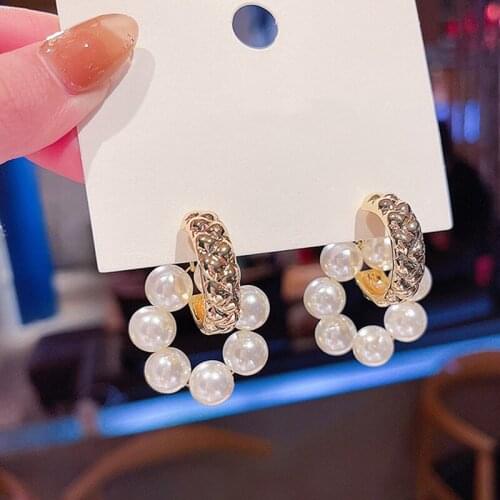 Vintage Hollow Metal Hoop Pearls Pendant Drop Earrings for Women Girls Teens Korean Fashion Earrings 2021 Trend New Arrival