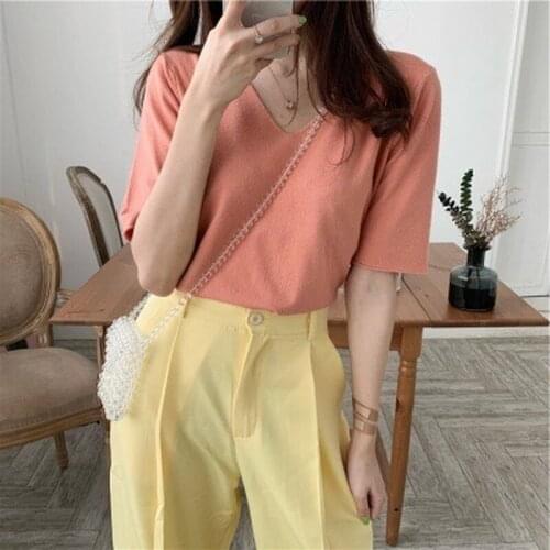 Womens short sleeve T-shirt loose V-neck Solid color thin Korean style summer top Casual dress ice Silk shirt ladies clothing