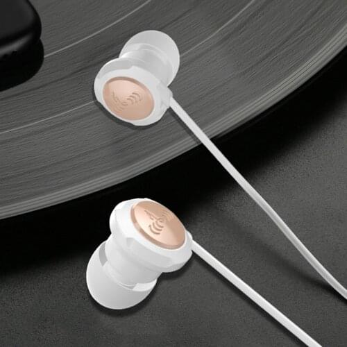 P1 3.5mm Universal Earphone Cable Controlled Wired In-ear Heavy Bass Earphones Headset with Mic Music Earbuds for Smartphone