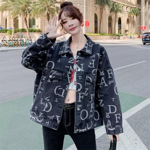 Jeans Jacket Women Pocket Lapel Fashion Letter Print Black Denim Jackets Streetwear Loose Long Sleeve Jeans Coat Female 2021 New