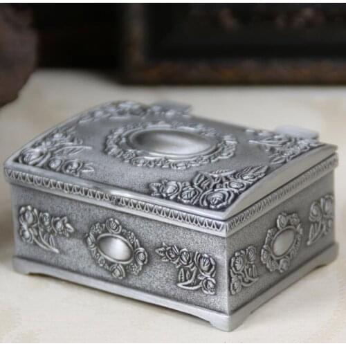 Size S 6.5x5.5x3cm Fashion Metal Vintage Jewelry Case Trinket box Flower Carved Design Zinc-alloy Box Small Gift Storage