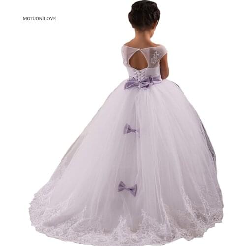 Primera Comunion Ball Gowns Flower Girls Dresses For Weddings Party Lace Appliques Beaded With Bow Train Little Bride Dresses