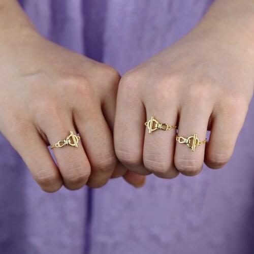 2020 new women finger jewelry gold color Toggle clasp shaped chain ring US size 6 7 8