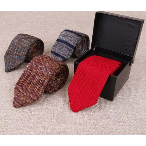 New Skinny Knitted Tie Casual Necktie Grooms men Wedding Necktie 7 Cm Skinny Tie Gravatas Cravats Accessories Gifts for Men