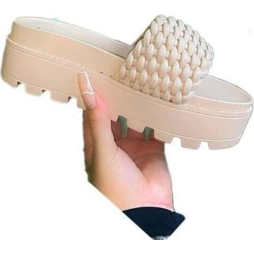 Large Size 43 Thick-soled Womens Slippers 2021 New Sponge Cake Sandals Non-slip Outer Wear Flat-soled Womens Shoes
