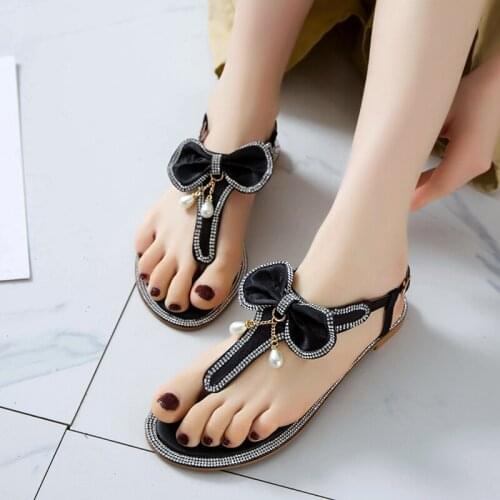 2020 NEW Women`s beach shining rhinestones shoes summer golden silver black sandals T-strap comfortable shoessandals