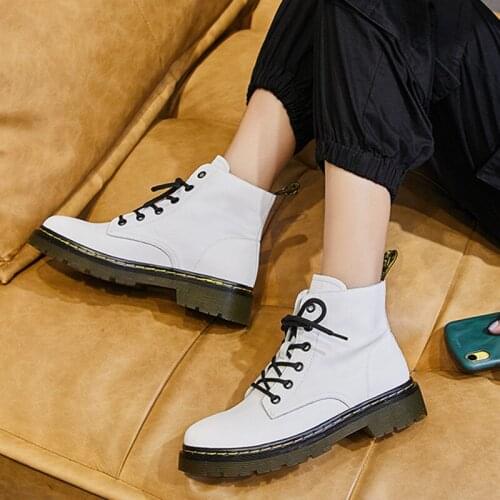 New Fashion European Style Black Ankle Boots Flats Round Toe Black Lace-up Boots Woman Platform Patent genuine Leather Shoes