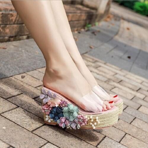 Fashion Slope High Heel Waterproof Platform Ladies Slippers Summer New Wild Transparent Sweet Flower Platform Sandals