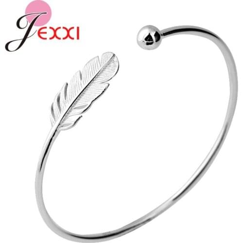 Hot 925 Sterling Silver Feather Opening Bracelet Women Fashion Temperament Bracelet Sweet Feather Bracelet High Quality Gift