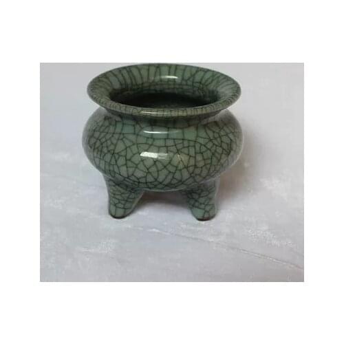 Antique porcelain, Jingdezhen ceramics, crack, three feet, flat mouth censer, home furnishing table decoration