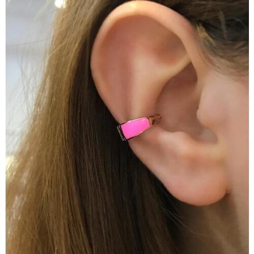 STELA PINK CARTILAGE EARRINGS