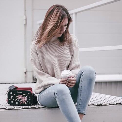 2021 Winter Oversized Knitted Cashmere Sweater New Fashion Women Lantern Sleeve Diamond Basic Thicken Pullovers