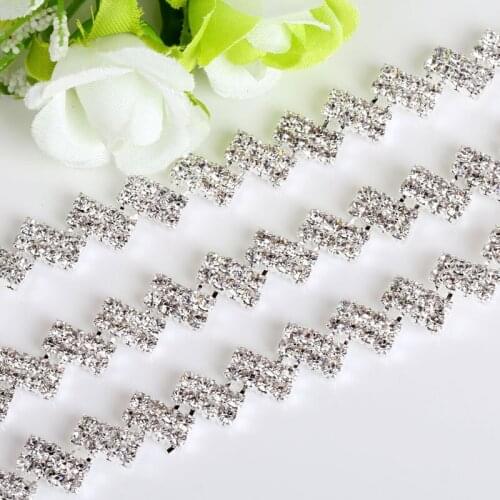 1 yards Crystal Clear Glass Rhinestone Chain Silver Base For Wedding Dress Decoration and Sew-on Garment jewelry accessories