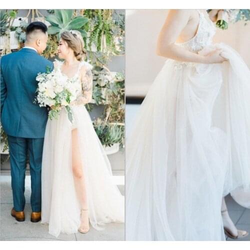 2021 Country Wedding Dresses Sexy Deep V Neck High Side Split Lace Appliques Bridal Gowns Backless Beach Bohemia Wedding Dress