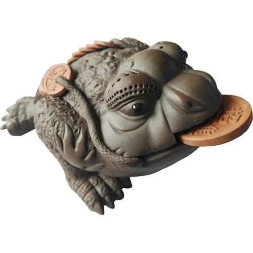 Chinese Tea Pet Zisha Lucky Toad Traditional Handmade Purple Clay Teapet on Kung Fu Tea Tray Kept by Collectors for Prosperity