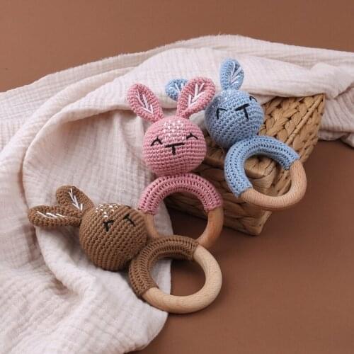 1Pc Baby Wooden Teether Crochet Bunny Rattle Toy BPA Free Wood Rodent Rattle Baby Mobile Gym Educational Toys