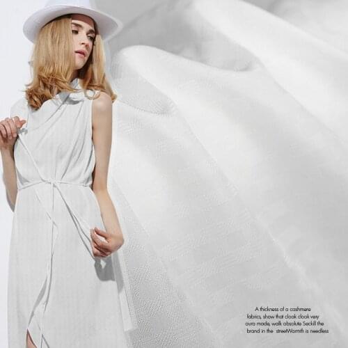 Free shipping! Simple and elegant fine plaid jacquard knit fabric wholesale high-grade silk clothing cloth