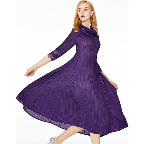 Lace Ironing And Diamonds Slim Fit A-line Medium Length Pleated Dress