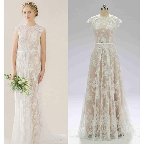 Floor Length Lace Appliques Sweep Train Long Sleeve V-Neck Wedding Dress Backless Backless Bridal Gowns Stunning High Quality