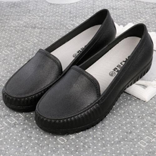 Womens Loafers Nurse Work Shoes Non-Slip Wearproof Leisure Shoes Lady Slip-On Flat Bottom Rain Shoes Antiskid Work Shoes