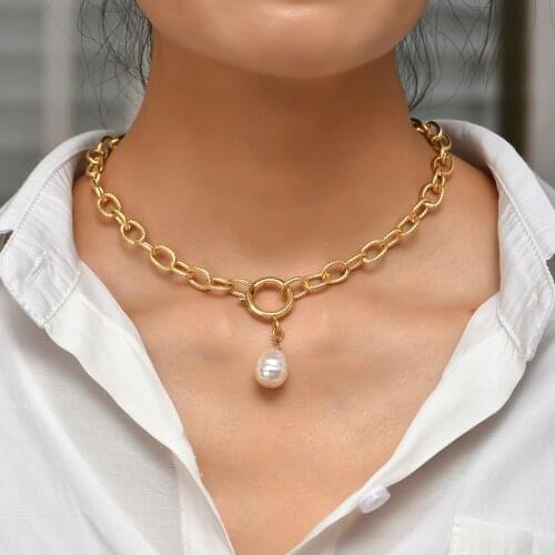 New Trendy Simulated Pearls Pendant Necklace for Women Vintage Link Chain Statement Clavicle Necklace Charm Jewelry Gifts