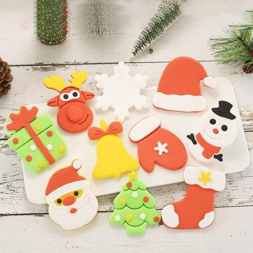 1 Set Cute Christmas Cookie Cutter Fondant Biscuit Molds DIY Cake Decorating Baking Cooking Tools New Year 2020