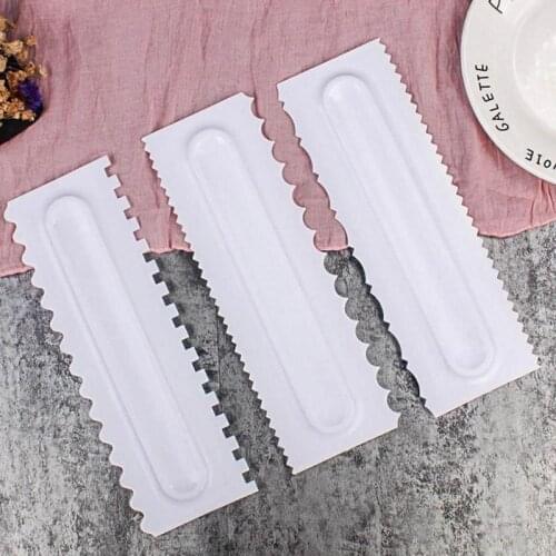 1PC Pastry Icing Comb Set Plastic Cake Scraper Texture Fondant Spatulas Baking Mold Cake Decorating Tools For Cake Confectionery