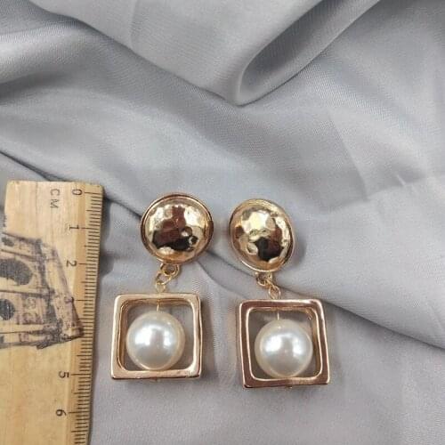 And American style Qingdao jewelry earrings are retro and fashionable, square block earrings and earrings for women D52