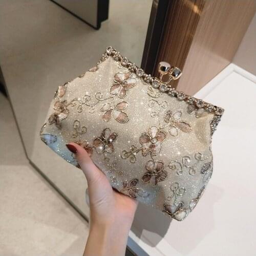 Womens Luxury Evening Bag Retro Embroidery Small Clutches Ladies Party Banquet Evening Clutch Bridal Wedding Purse with Chain