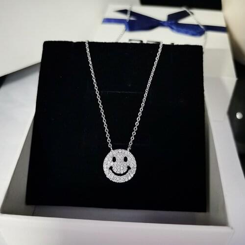 Exquisite Fashion Smiley Face Crystal Female Short Necklace Clavicle Chain Wedding Valentines Day Gift Jewelry Sweater Chain