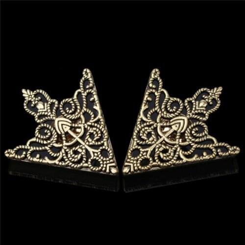 New Shirt Collar Brooch Pin Corner Buckles Vintage Crown Hollow Pattern For Men Women Corner Clothing Accessories