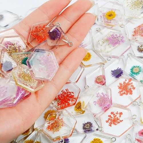 2PCS Fancy Cute Plant Dried Flower Resin Charms Pendant for Woman Girl DIY Earring Necklace Keychain Jewelry Making Accessories