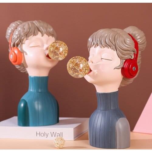 Modern Home Decor Crystal Bubble Gum Girl Statue Resin Sculpture Sideboard Music Girl Ornaments Crafts Cabinet Desktop Figurines