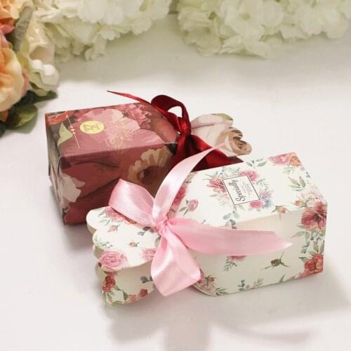 5pcs Wedding Favors and Gifts Box Paper Candy Dragee Box Chocolate Packaging Box Party Supplies Decorations Bonbonniere Boxes