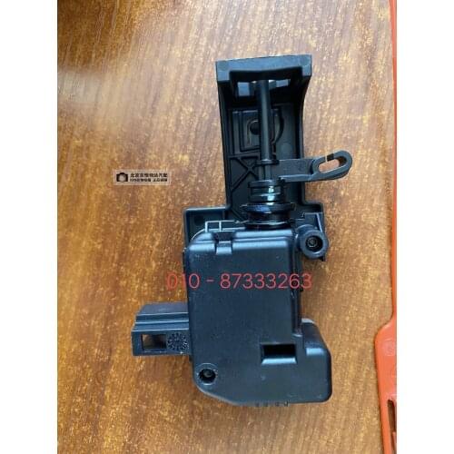 For Mercedes-Benz GLK260 GLK300 E200 E260 E300 fuel tank cap lock open motor switch