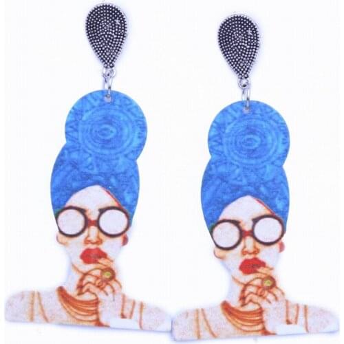 Personality Character Graphics Wooden Earrings Funny Exaggerated Ear Hook Womens Fashion Creative Party Jewelry Birthday Gift