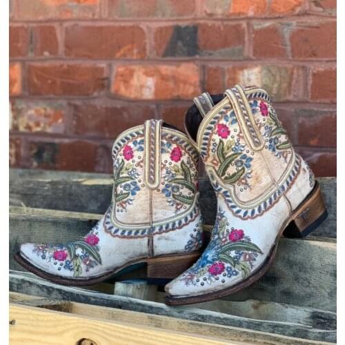 Fashion British Women Top Quality PU Leather Slip on Boots Breathable Chelsea Boots Women Casual Ankle Boots Leather Short Boot