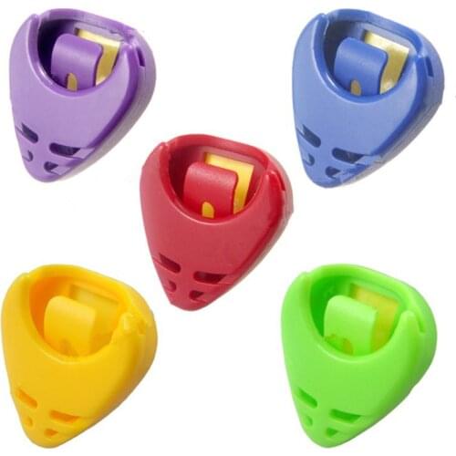 10Pcs/lot Colorful Plastic Heart Shape Guitar Pick holder Guitar Pick Plectrum Holder Case Box/Pick clip Self Adhesive