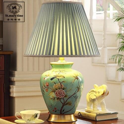New Chinese Modern Flowers And Birds Classical Ceramic Table Lamp For Bedroom Bedside Lamp Living Room Study Home Decoration