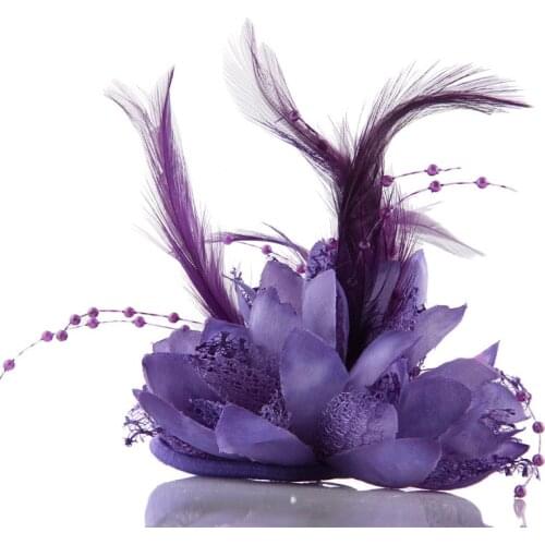 Korean Small Beaded Feather Cloth Art Flower Brooch Pin Jewelry Luxury Headdress Fabric Cute Pins Gifts for Women Accessories