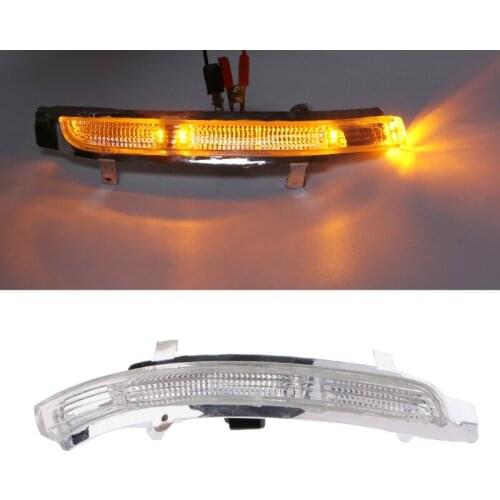 Right Is Co-pilot Swing Mirror Indicator Turn Signal Rearview Light for skoda Octavia Superb T3EF