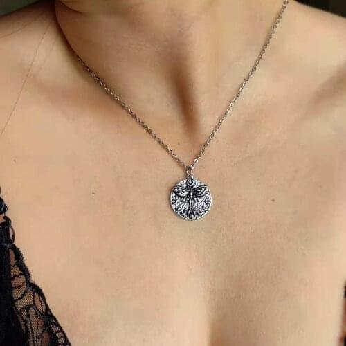 Hzew new moon skull pendant moon phase with moth occult witch goth jewelry pendant necklace for women man Accessories