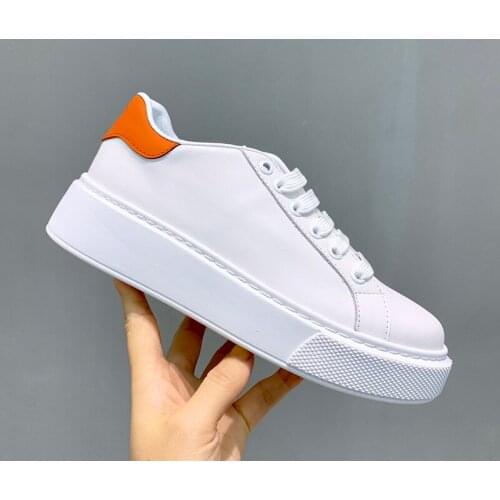 New 2021 Mens and womens sports running shoes Man Brand Couples Casual fashion Comfortable long run Anti-slip and wear-resist