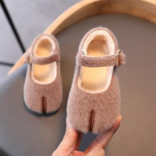 Autumn and winter new Korean style small childrens British style cotton-padded shoes, soft bottom and plush girls' plush shoes