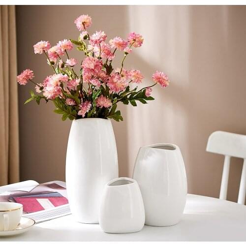 Japanese Style White Ceramic Vase Modern Home Decoration Vases for Decoration Gift Ikebana Vase Table Decoration Accessories