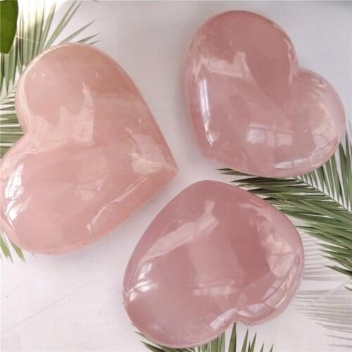 Natural Madagascar Pink Rose Quartz Crystal Polished Heart-Shaped Decoration Wedding Gift Souvenir For Love