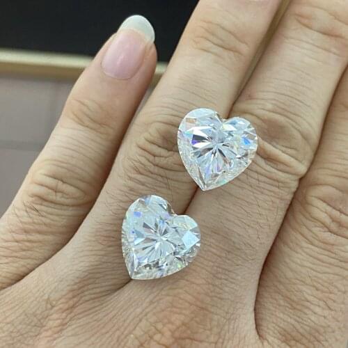 Hot Sale Romantic VVS Clear Bright Moissanite 12*12MM Heart Gemstone Color Lab Created Loose Diamond for Gift