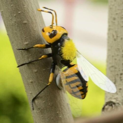 3x Vivid Bee Insect Imitation Animal Fridge Magnet Toys Outdoor Garden Lawn Tree Decor Flower Pot Miniature Craft