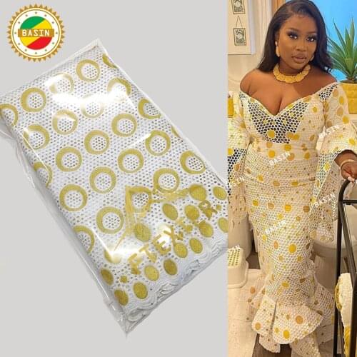 Latest Design Embroidered 100% Cotton Swiss Voile Lace With Stones For French Women Party Dresses Embroidered Dry Laces Fabric