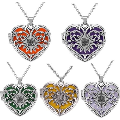 Sun Flower Aroma Diffuser Necklace Open Antique Vintage Lockets Pendant Perfume Essential Oil Aromatherapy Heart Necklace